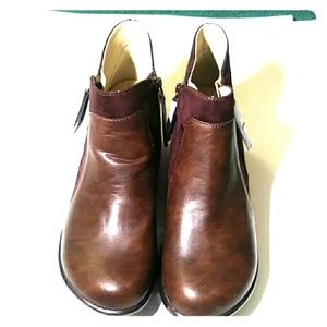 Jambu Rich Brown Leather Ankle Booties